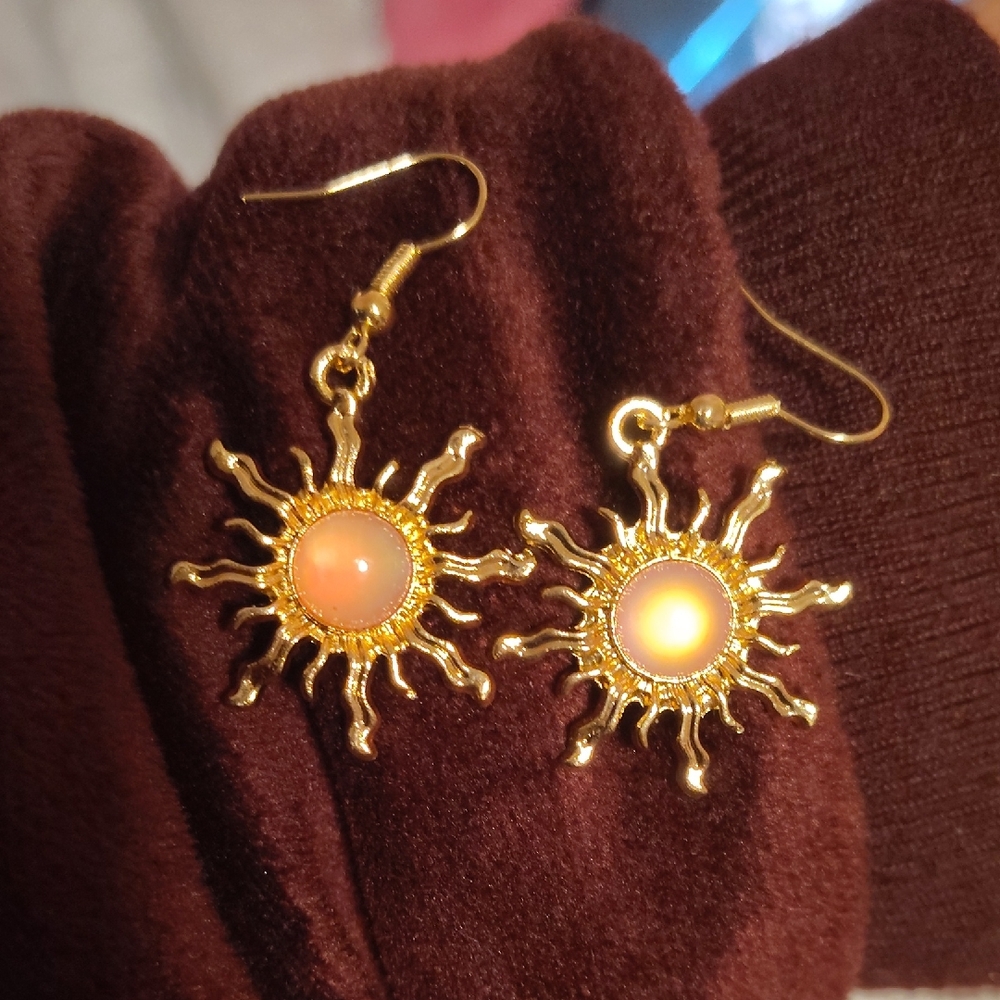 Gold Sunburst Earrings